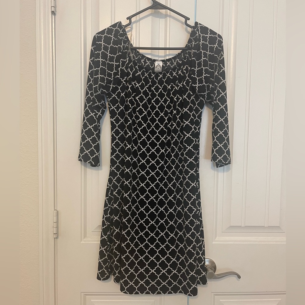 2B Together Dress. Large